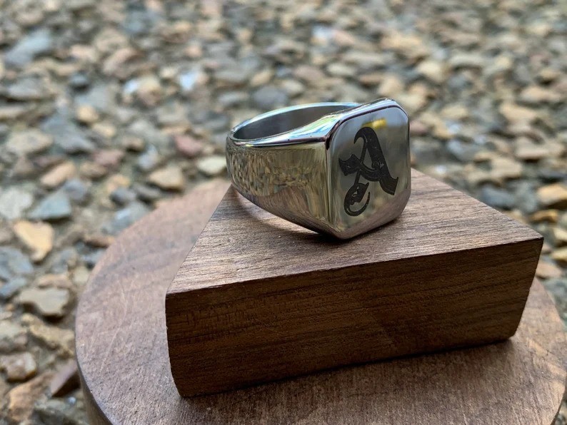 925 Sterling Silver Custom Initial Signet Ring – Personalized Engraved Letter Ri