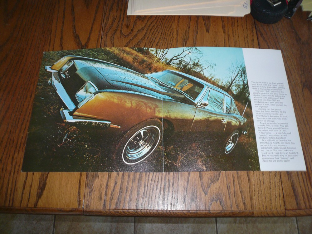 Avanti Sales Brochure - Foldout Style