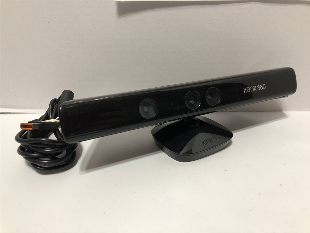 Microsoft Xbox 360 Kinect Sensor Bar with 12 Starter Fun Game Bundle -Tested