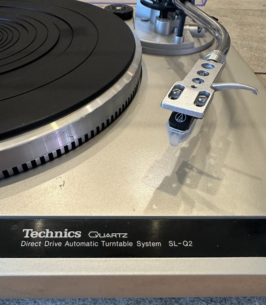 Technics SL-Q2 Semi-Automatic Quartz Direct Drive Turntable Serviced
