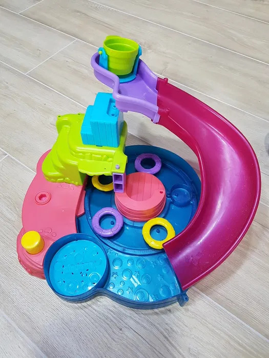 Petshop pool and slide
