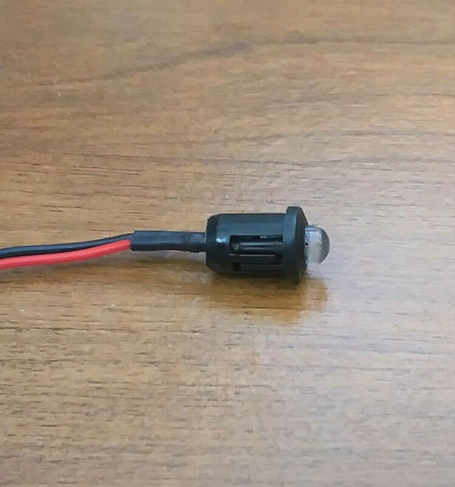 BBT 12 volt DC Bright White LED 1/2" Snap-In Indicator Light