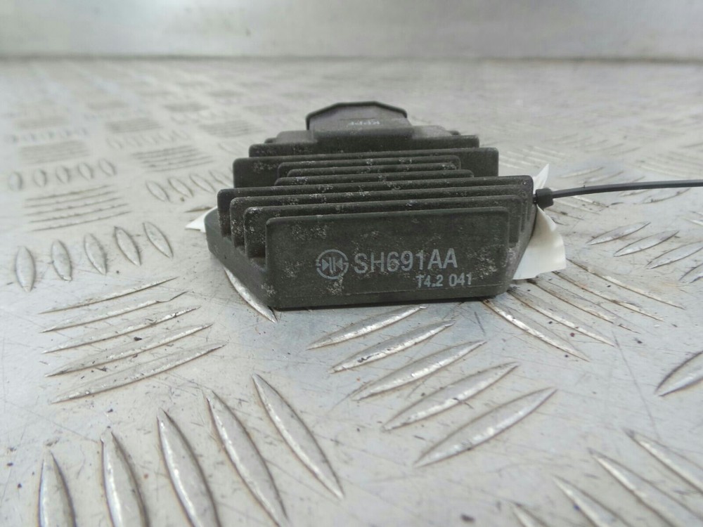 2004 HONDA CBR125R RECTIFIER REGULATOR