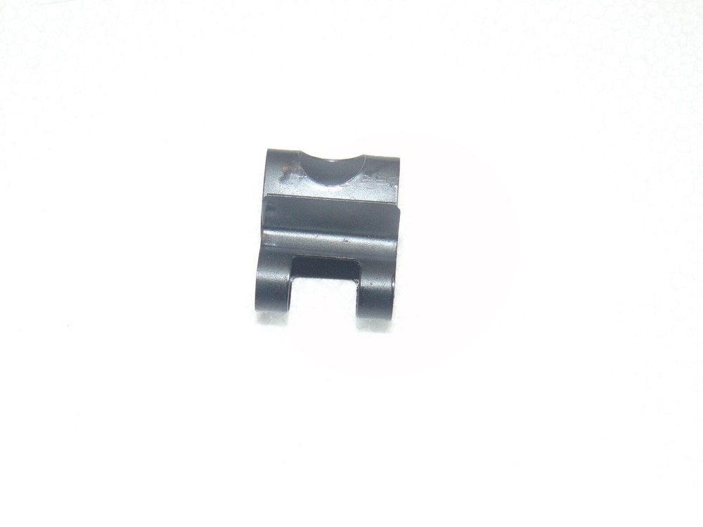 Trunk tail light wire holder 64-77 GM