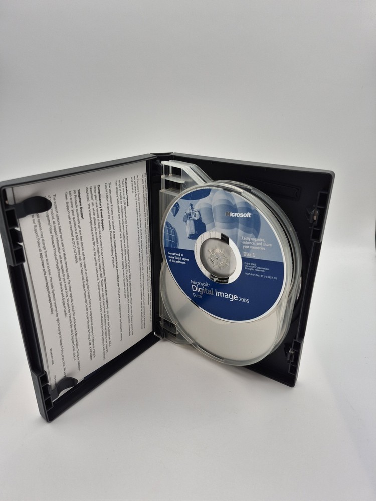 Microsoft Digital Image Suite 2006 For Windows with Pinnacle Studio V.10