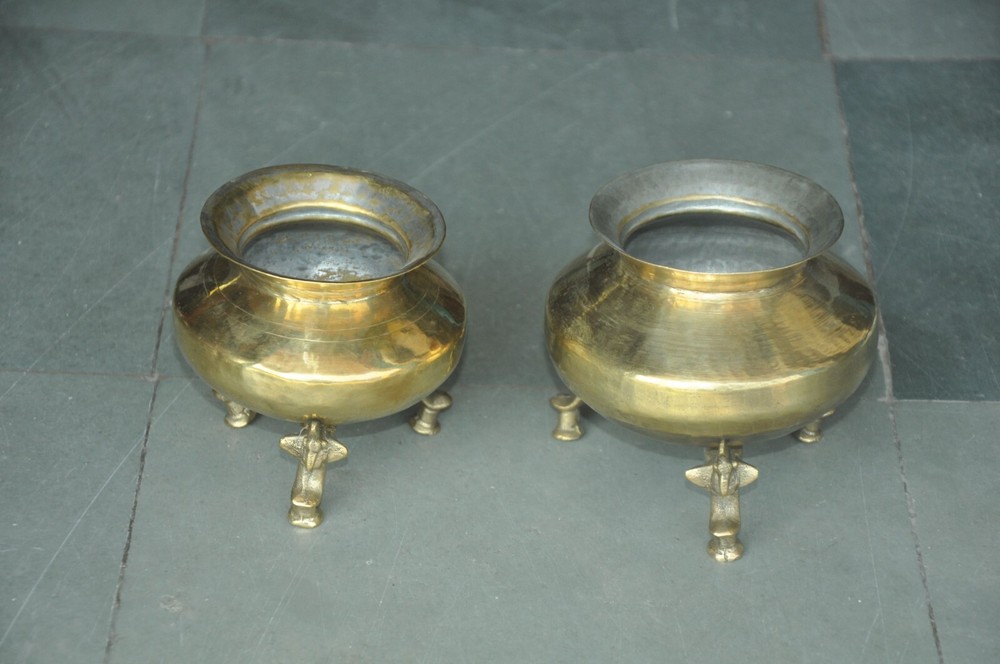 2 Pc Vintage Unique Shape Brass Handcrafted Solid Water Pot With Legs