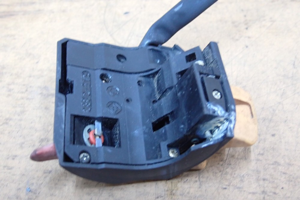 1994 BMW R1100RS RIGHT HAND SWITCH CONTROL BUTTON SEE DESCRIPTION