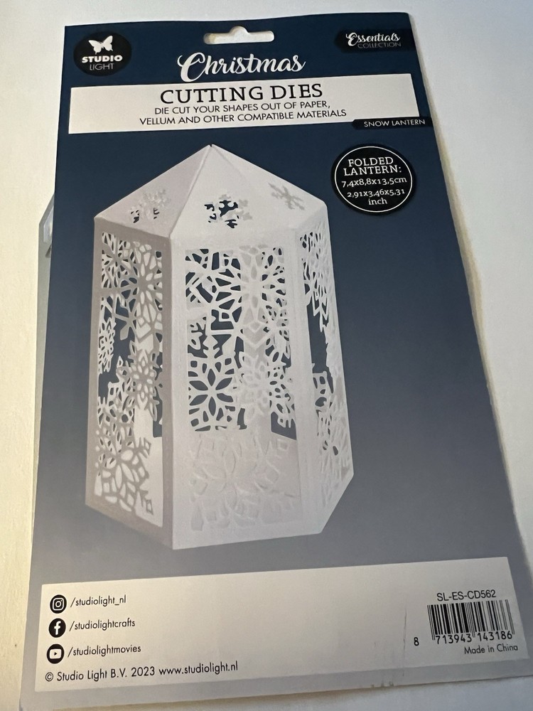 Studio Light Lantern Die