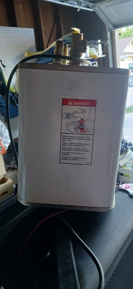 InSinkErator W152 2.5 gal Storage Tank Water Heater, 1500W, White/Black, Indoor