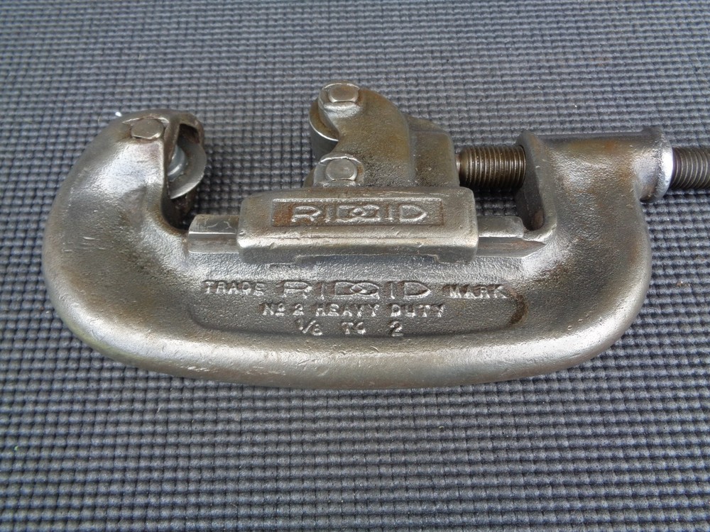 Ridgid No. 2 Pipe Cutter 1/8" to 2" Pipe