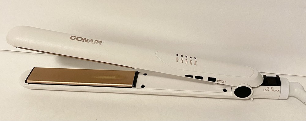 Conair Double Ceramic 1” White Flat Iron Model CS221N