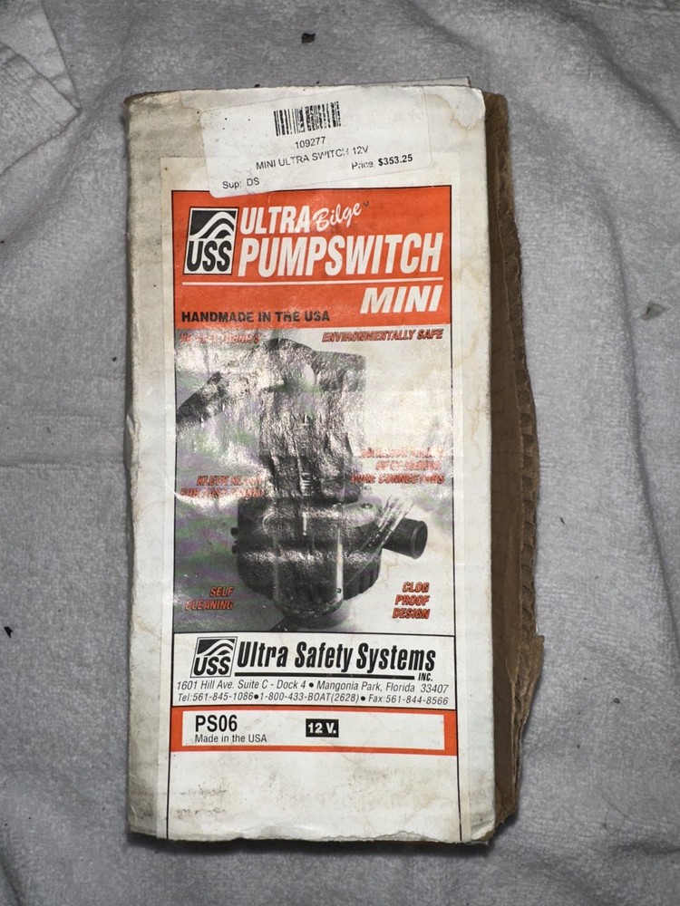 UPS-06 MINI Ultra Bilge Pump switch 12 VOLT