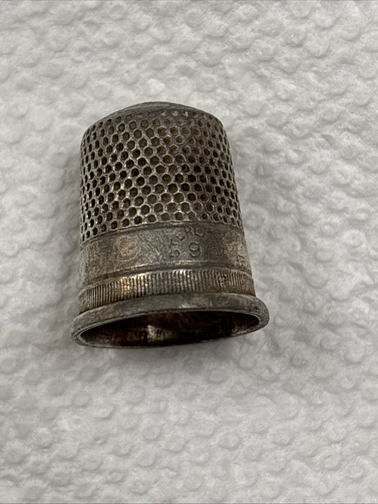Antique Sterling Silver Size 9 Etched Thimble