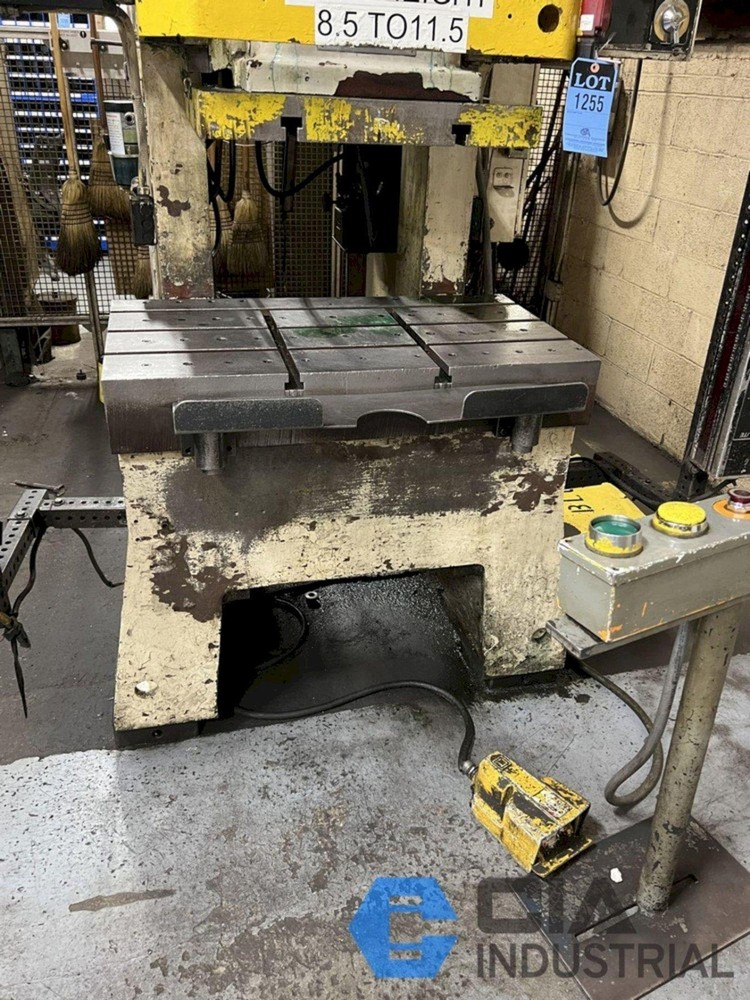 88 TON STAMTEC GAP FRAME PRESS
