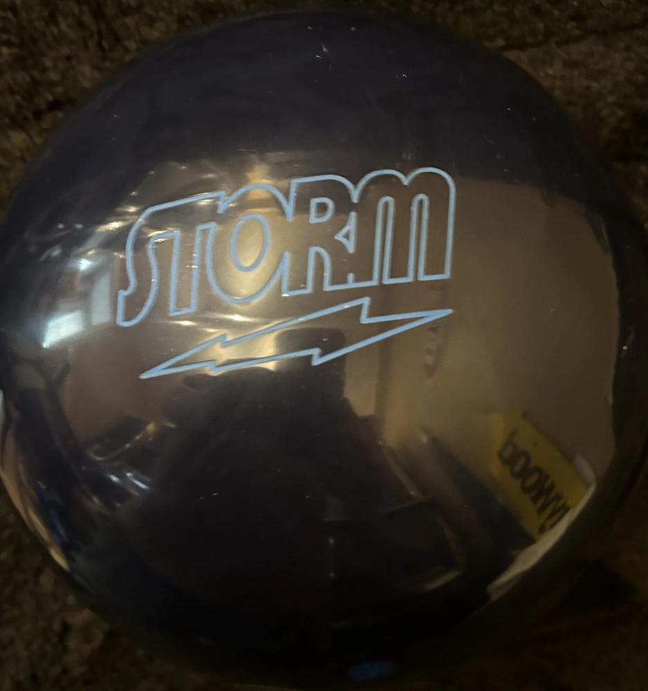 Storm Next Factor 15 lb. bowling ball Single Drill