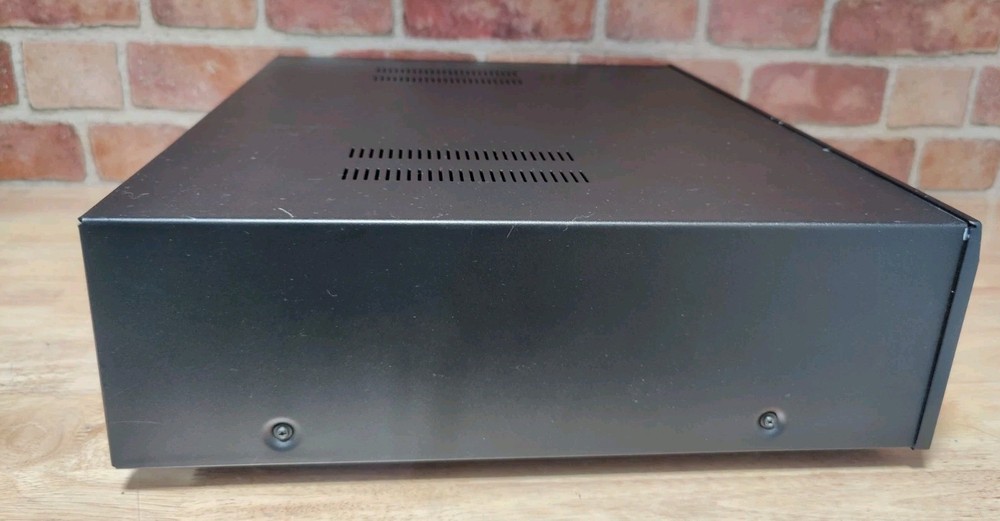 Outlaw Model 950 Preamp/Processor READ