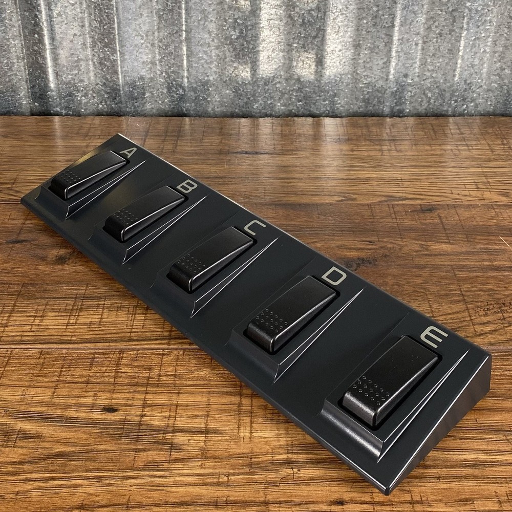 Korg EC5 5 Button Multi Function Keyboard External Controller Footswitch