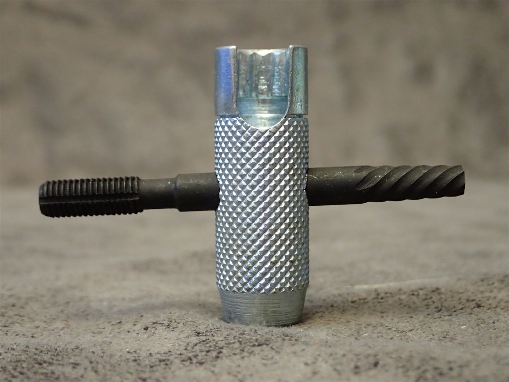 TIM-151 AMERICAN Extractor & Re-Threading Tool (BN154)