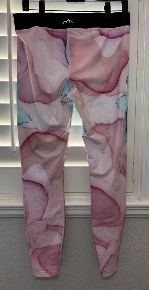 DOPE SNOW Base Layer Set Snuggle Top Lofty Tech Leggings Mirage Print Size Large