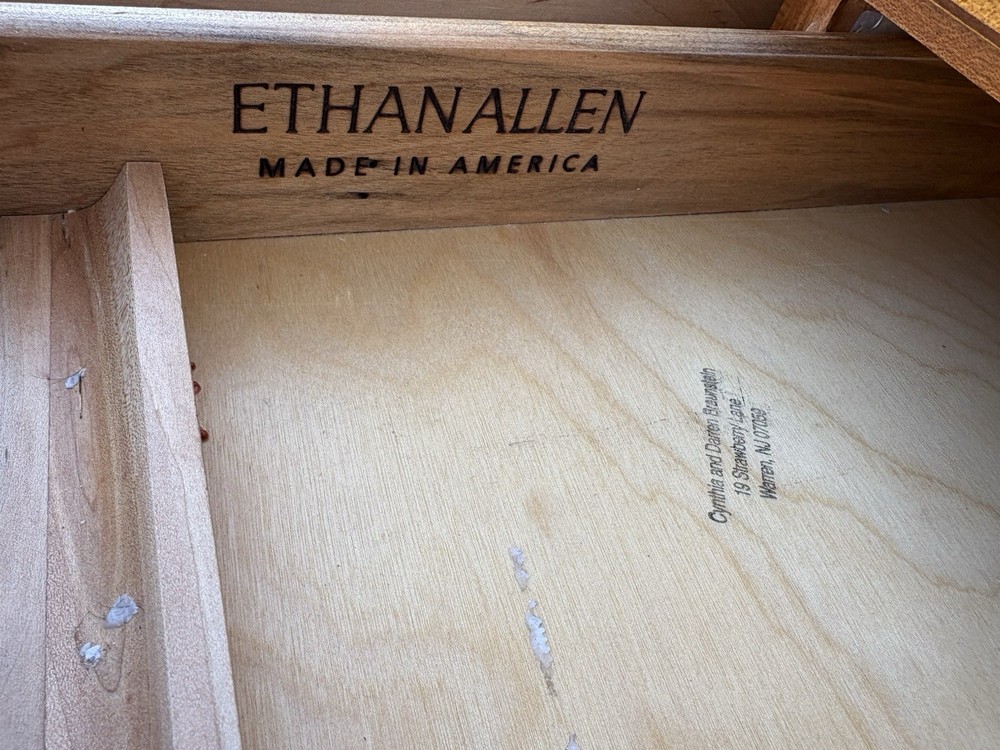 67158 Maple ETHAN ALLEN Executive Desk
