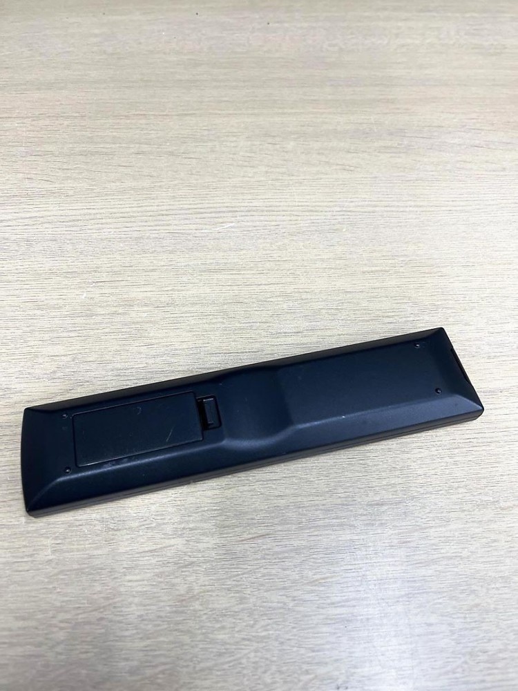 YAMAHA Audio Remote Control ZF30350