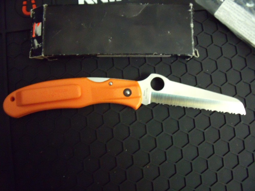 spyderco rescue orange c14sor