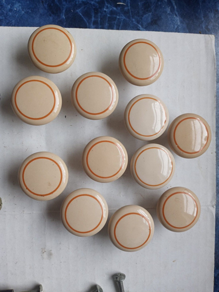 17 CABINET Hardware porcelain handles and knobs set