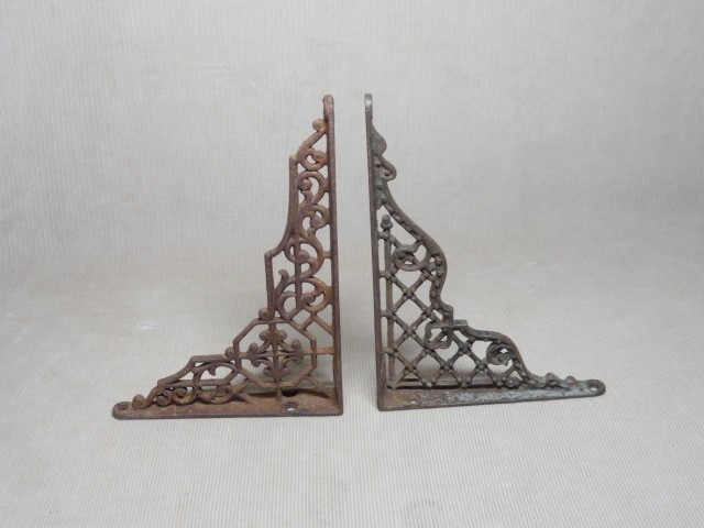 Victorian Cast Iron Shelf Brackets Same Size Different Pattern 7x5 Original 'H'