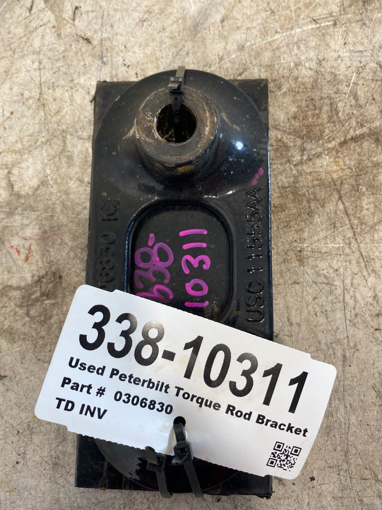 Peterbilt Torque Rod Bracket 0306830 (338-10311)
