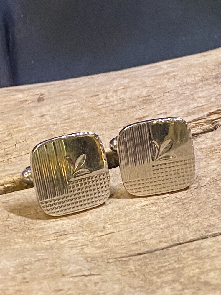 VINTAGE SILVER TONE SQUARE CUFFLINKS .75”