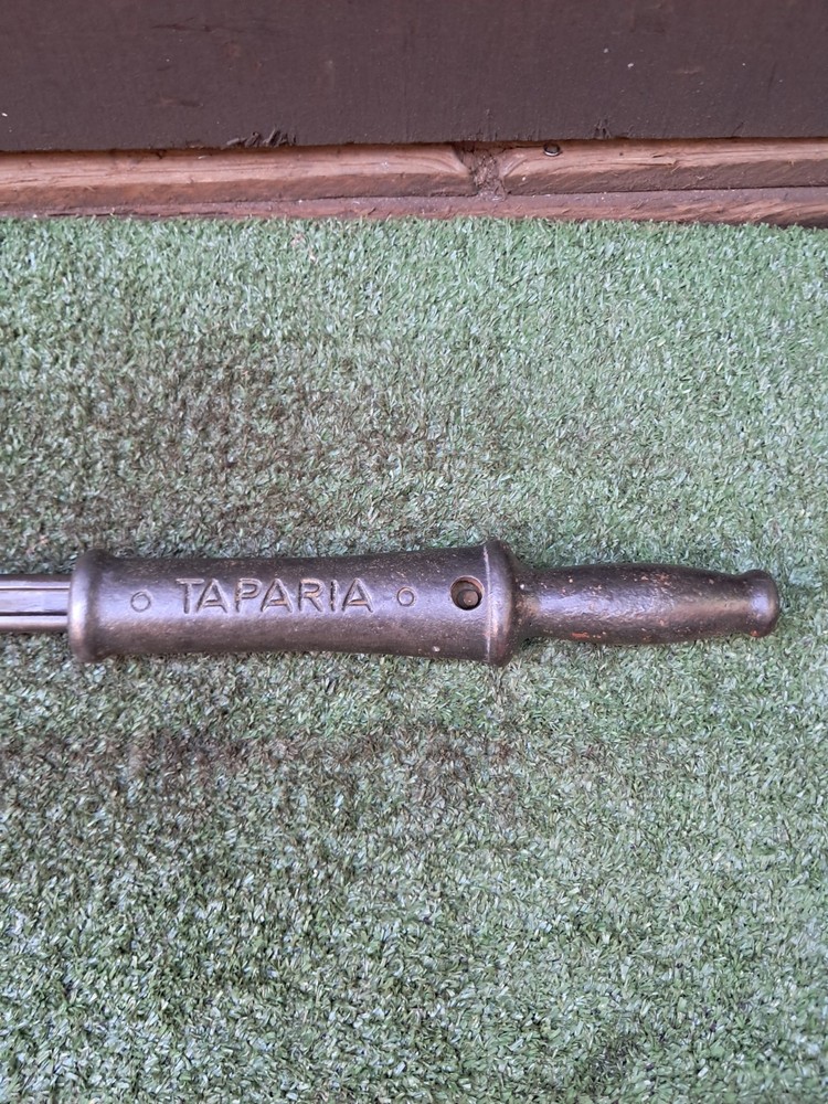 Vintage Tapiara Nail Puller. Pallet Wood Nail Pulling Old Tool (#112)