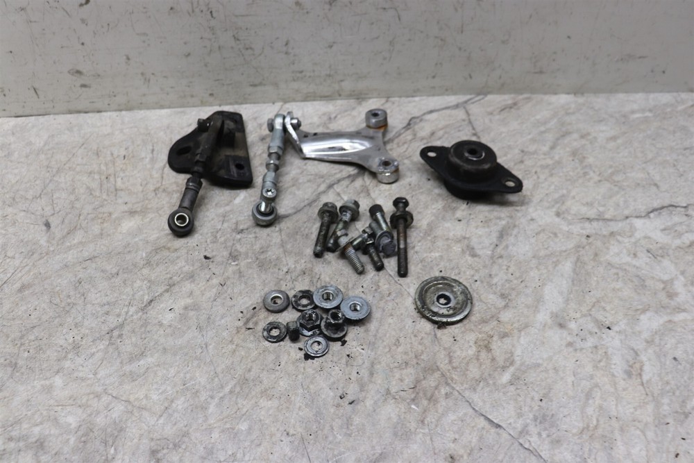 2008 Harley Road King Engine Mounting Bolts & Brackets