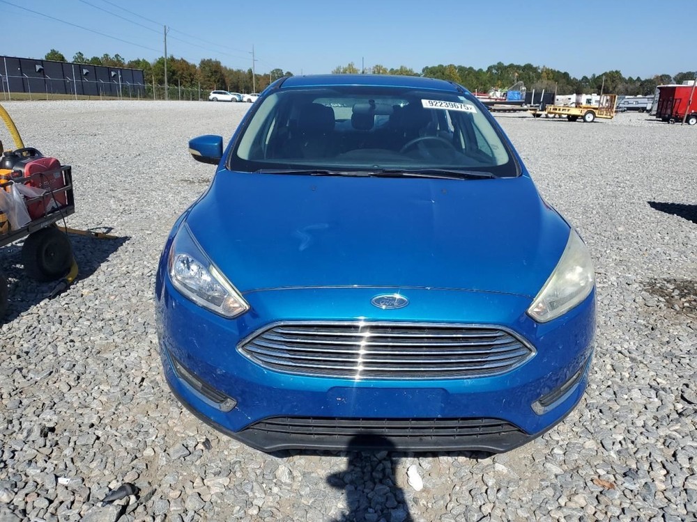 FOCUS 2015 Glove Box 4949933