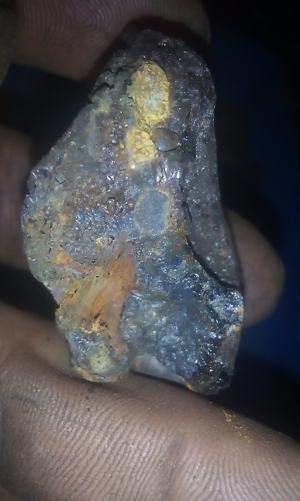 gold ore specimen