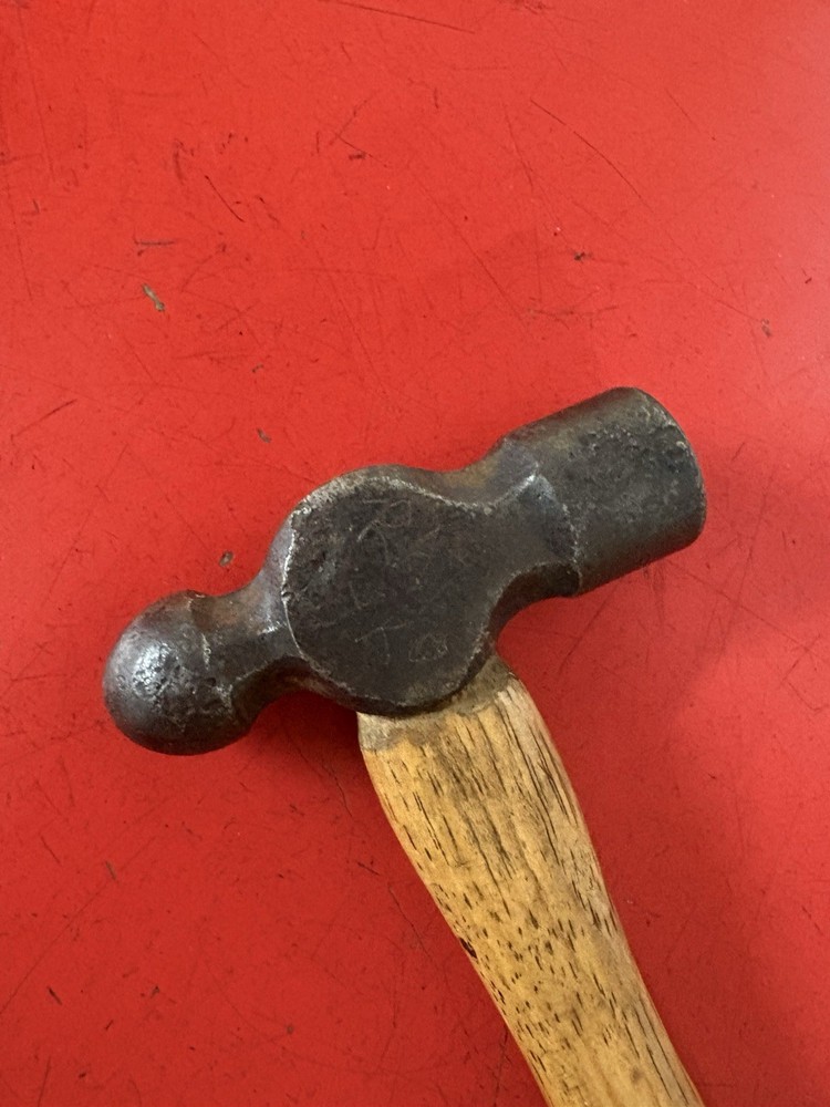 Blue -Point Ball Peen Hammer BPH12C