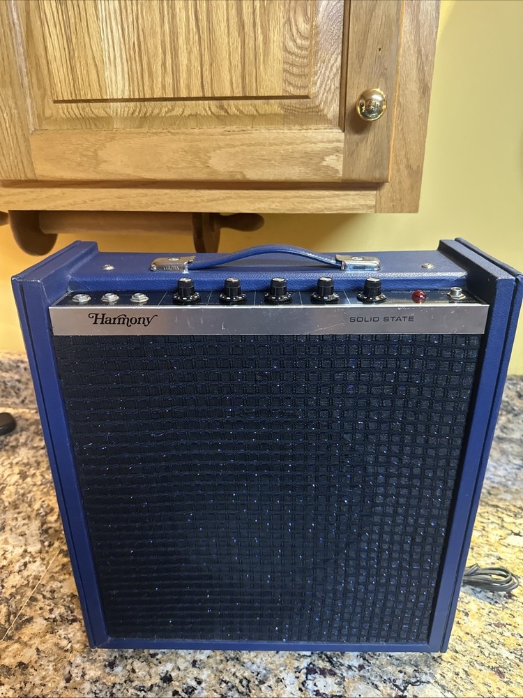 Harmony Solid State Guitar  Amplifier  Model H1710