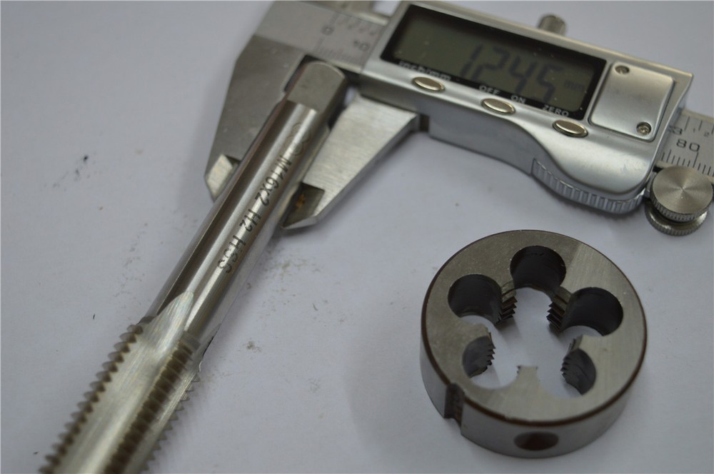 1pcs tap M16 × 2 + 1pcs die M16 × 2 M16 right hand