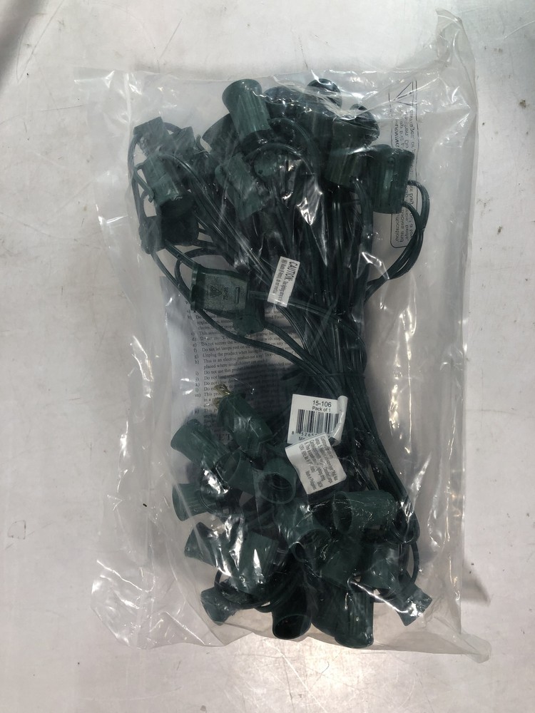 Watergreen Lighting 15-106 Green Wire String Lights