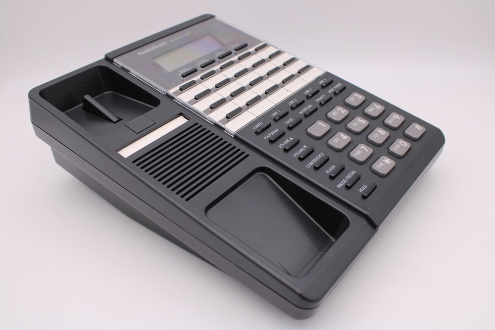 RadioShack Four-Line Speakerphone w/ 40 Number Memory and Intercom System 612