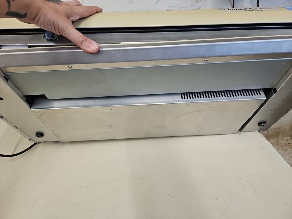 FUJIFILM Varitronics FujiFilm ProImage Plus Poster Printer 3000. GF3
