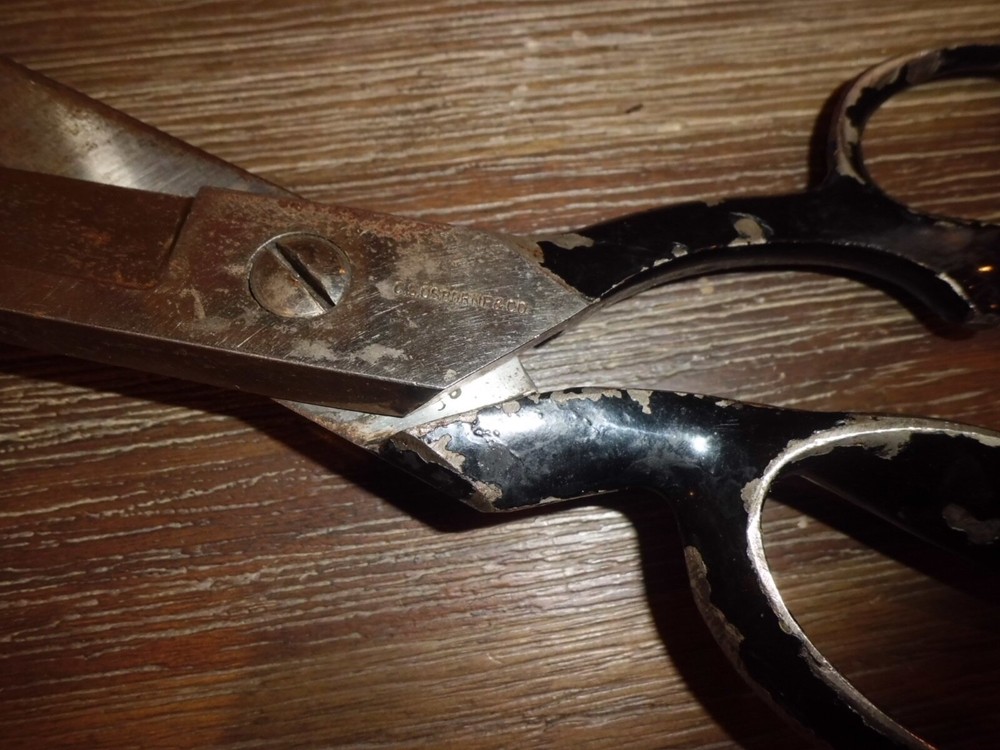 VINTAGE C.S. OSBORNE & SONS Large Shears Scissors