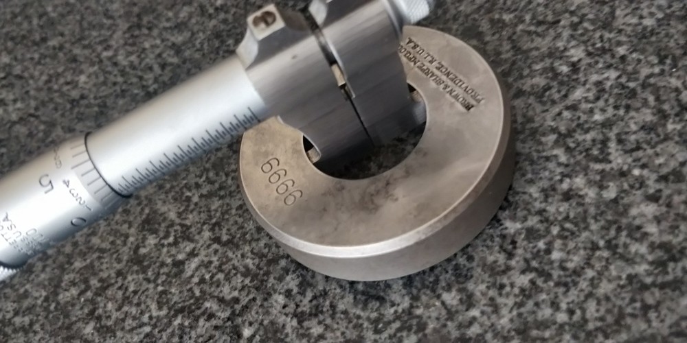 Starrett 700B Inside Micrometer Caliper 1-2" Range