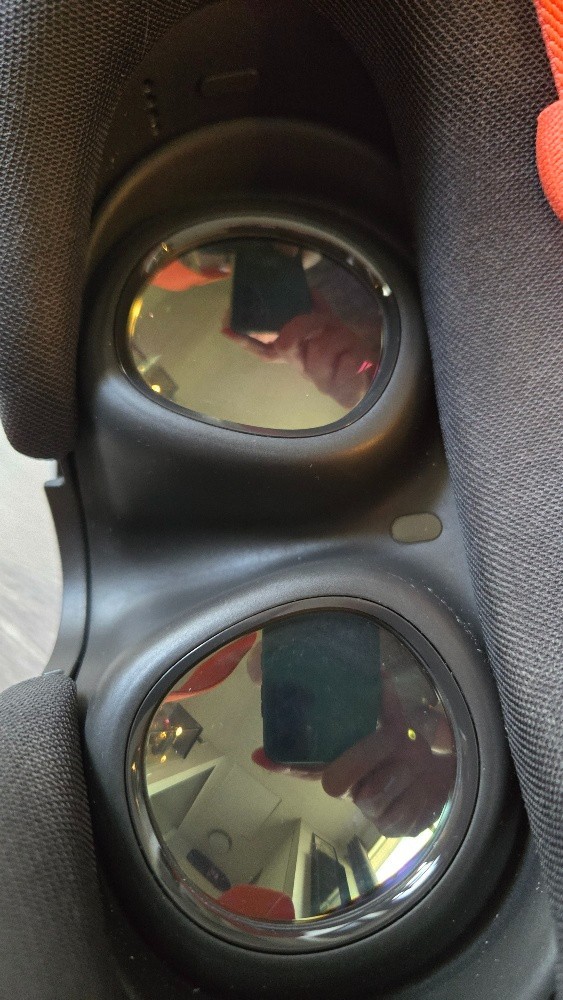 Meta Quest 3 Virtual Reality Headset 128GB - with issues