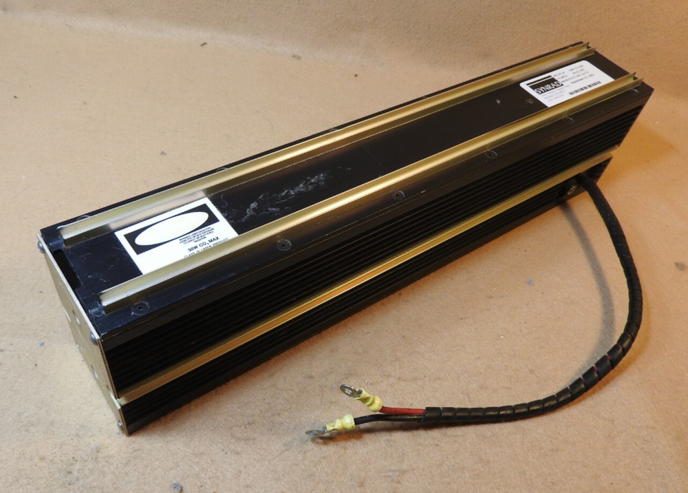 SYNRAD CO2 Laser, D48-1S-1026, 30VDC - Read Description
