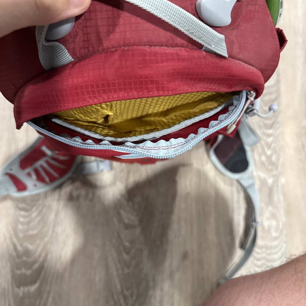 Osprey Raptor 6 Red Backpack With Bladder