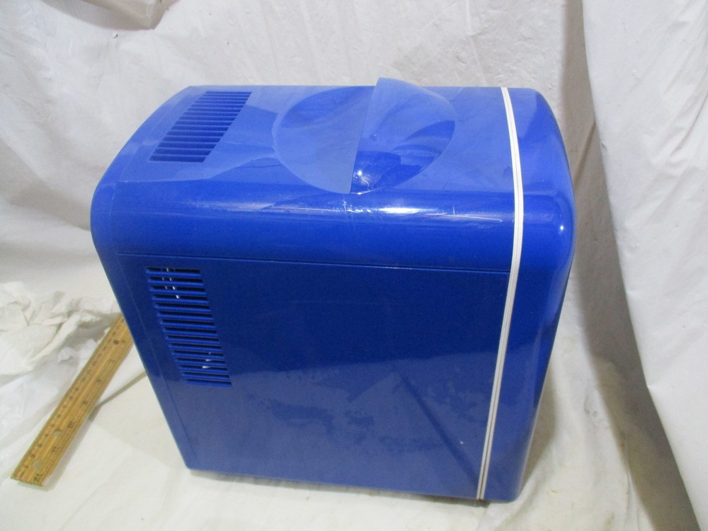 Blue Mini Thermometric cooler/warmer YT-A-400A Size 4L