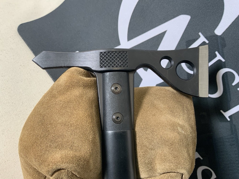 SOG THROWING AXE (B06003387)