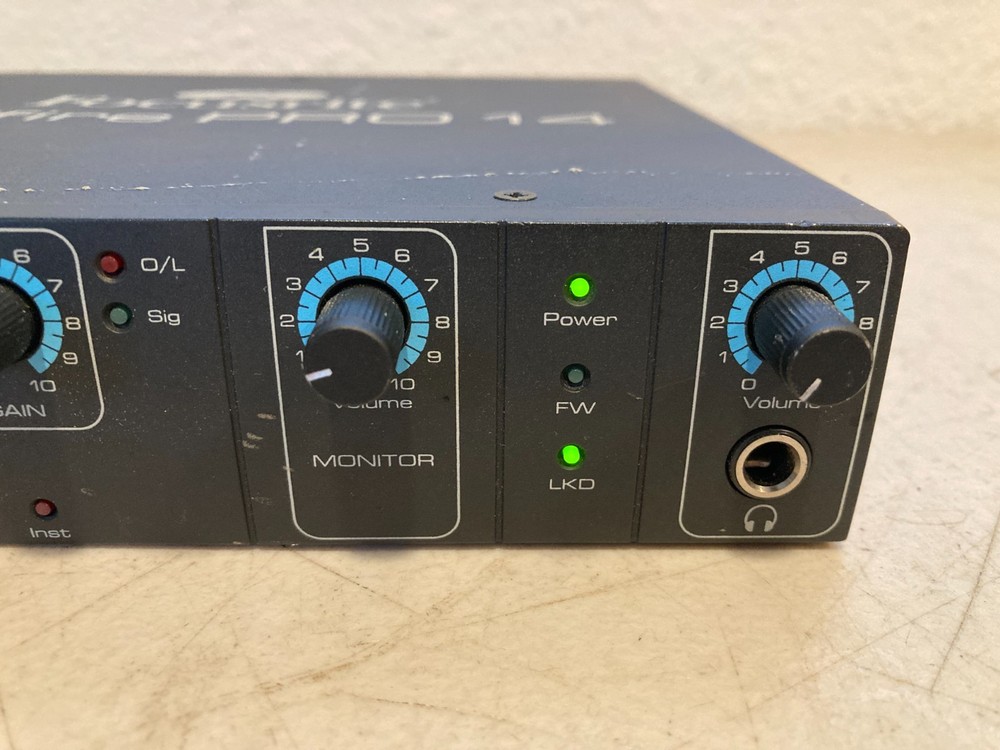 Focusrite Saffire PRO 14 Firewire Digital Recording Interface