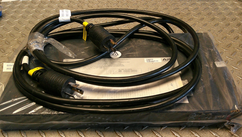 *NEW* APC AP4430 Rack Auto Transfer Switch