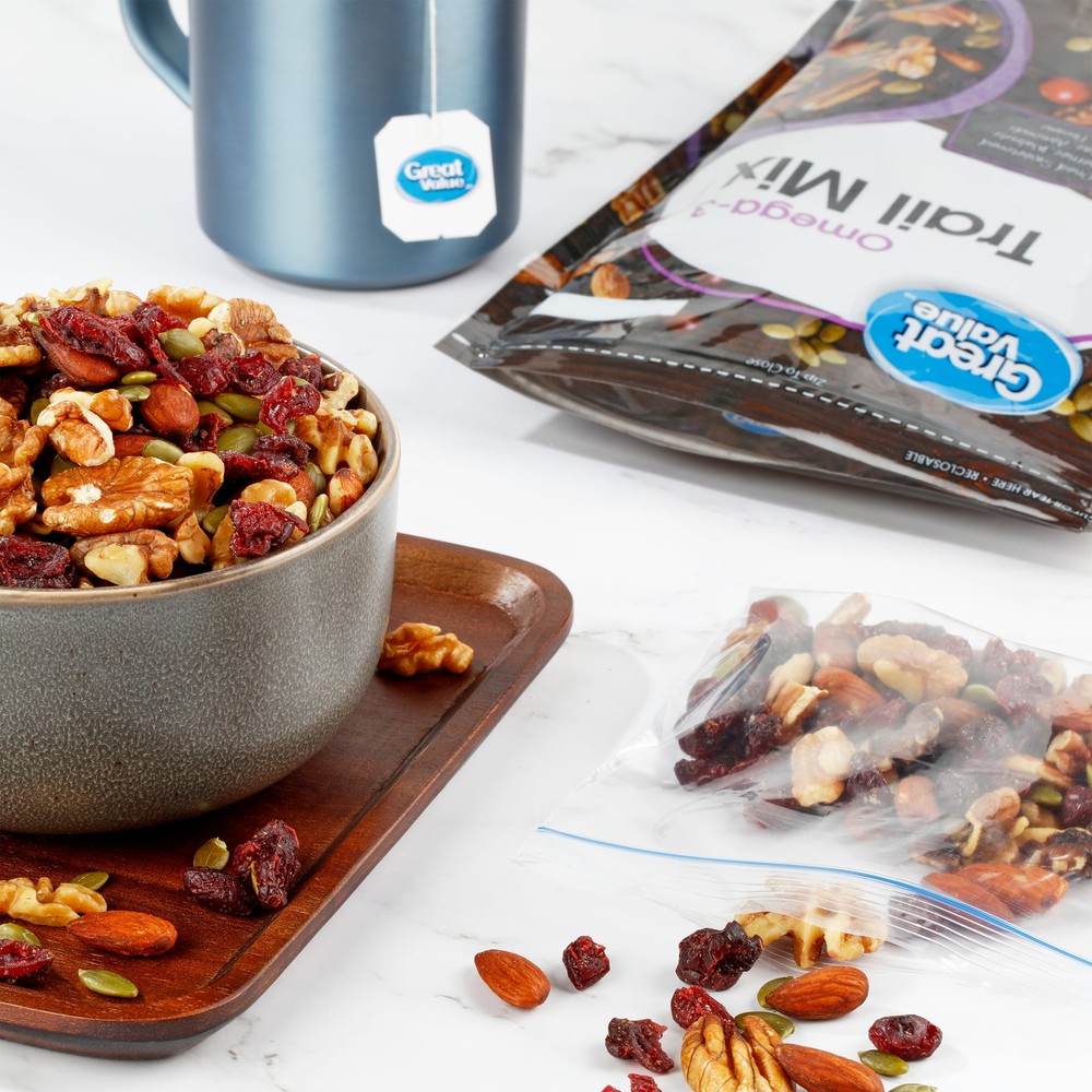 Great Value Trail Mix, 22 oz